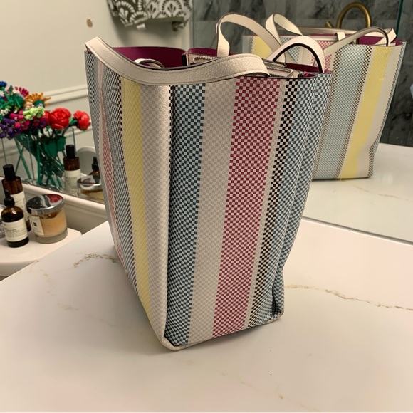 Vince Cammuto Tote Bag - Picture 4 of 9